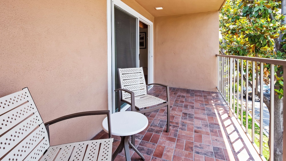 Best Western Pine Tree Motel - photo 12