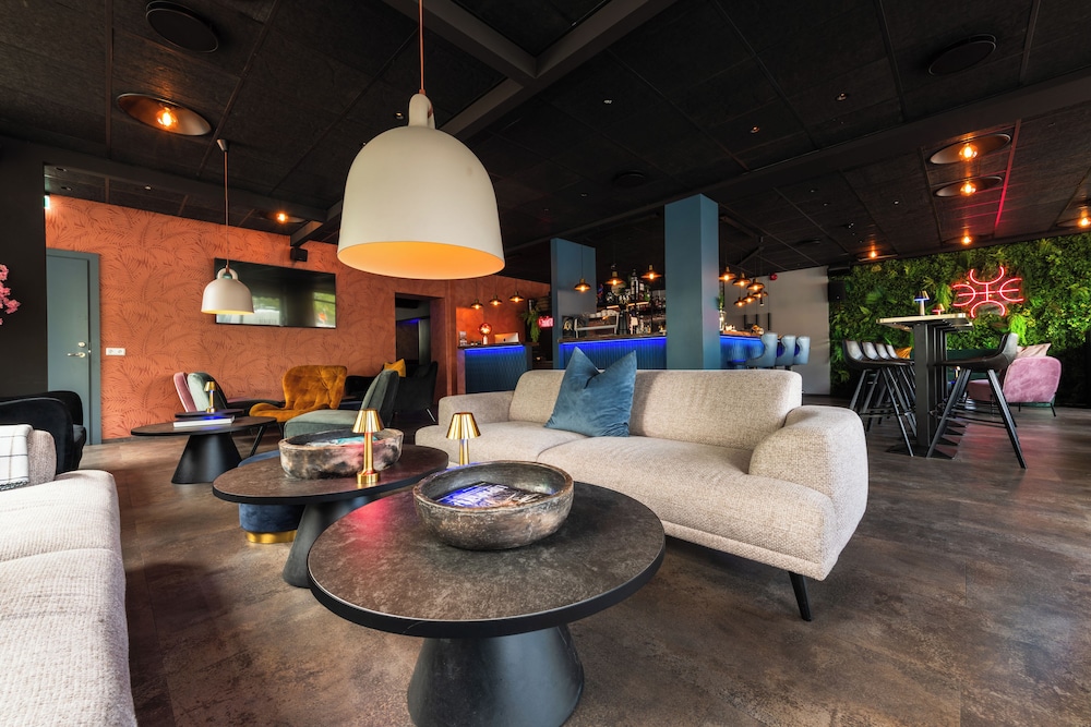Centrum Hotel — Akureyri — photo 4