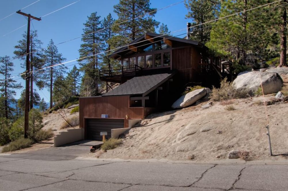 4017 Saddle Road - featured photo