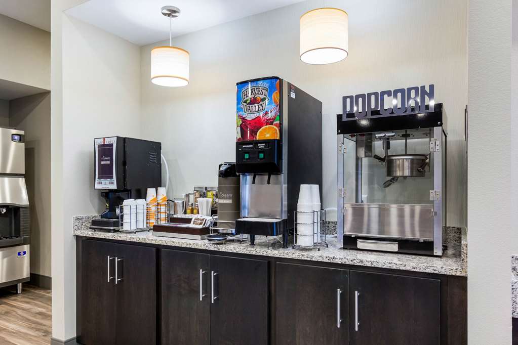 MainStay Suites Winfield Teays Valley - photo 32