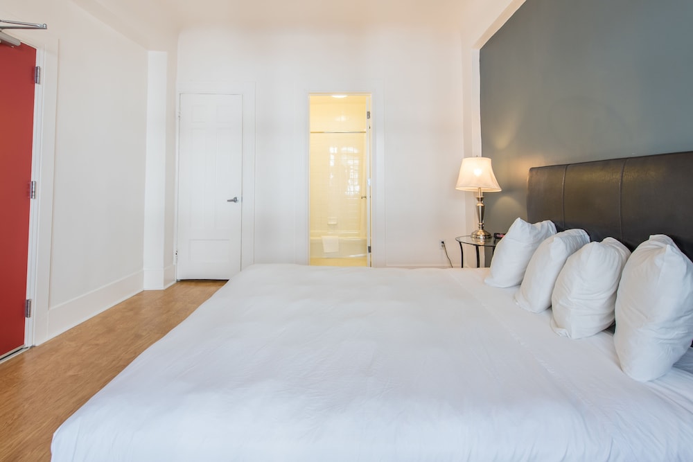 The Herbert Hotel - photo 12