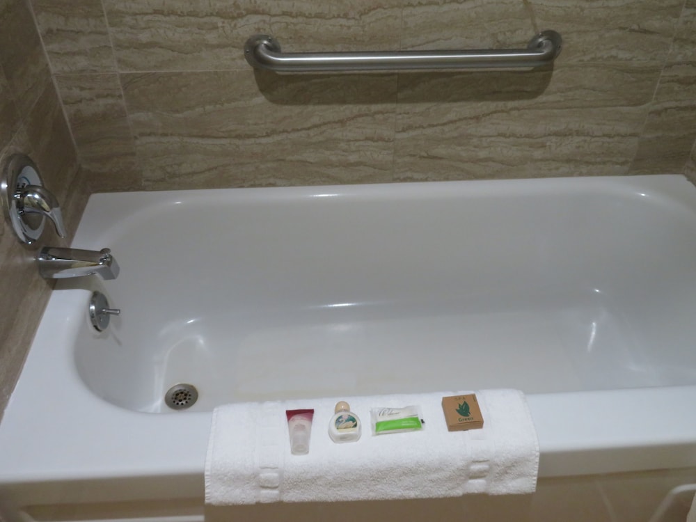 Royal Crest Motel - photo 24