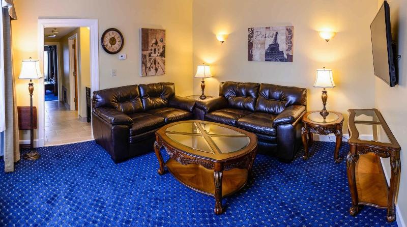 Asbury Inn & Suites - photo 31