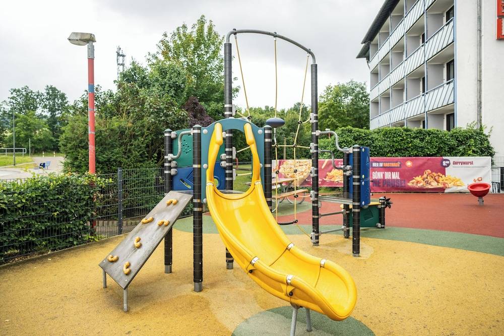 Children's play area - outdoor