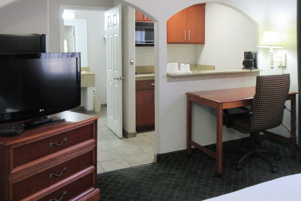 Suburban Extended Stay Hotel Phoenix Scottsdale West - photo 13