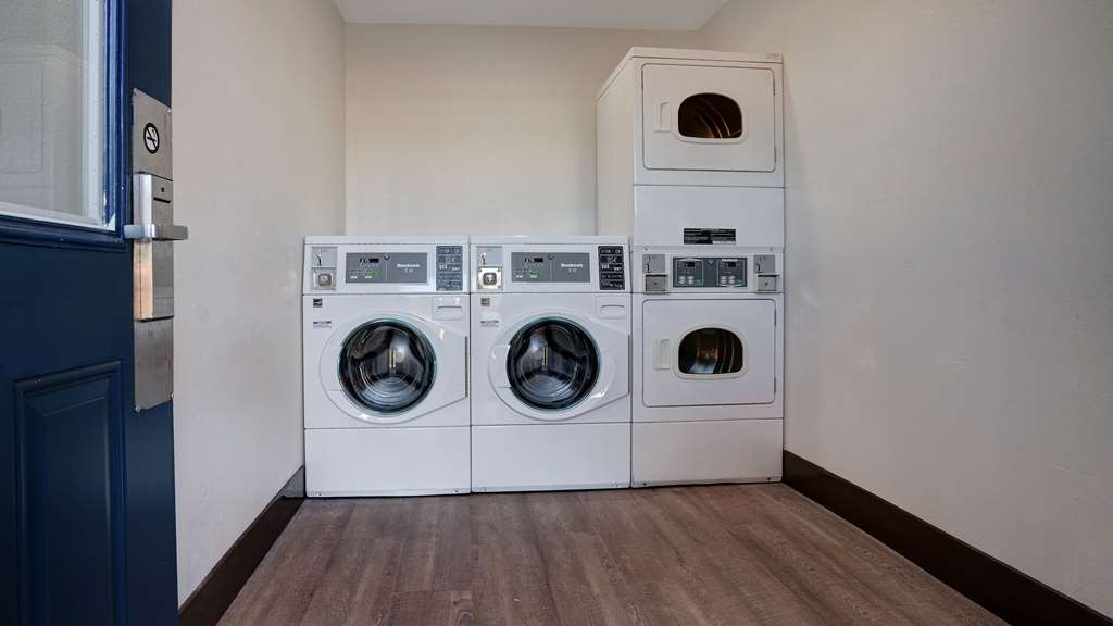 Motel 6 Arcata CA Cal Poly Humboldt - photo 22