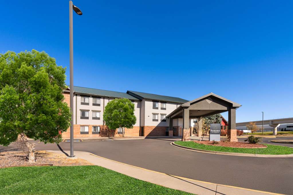 SYLO Hotel Denver Airport a Ramada by Wyndham - photo 2