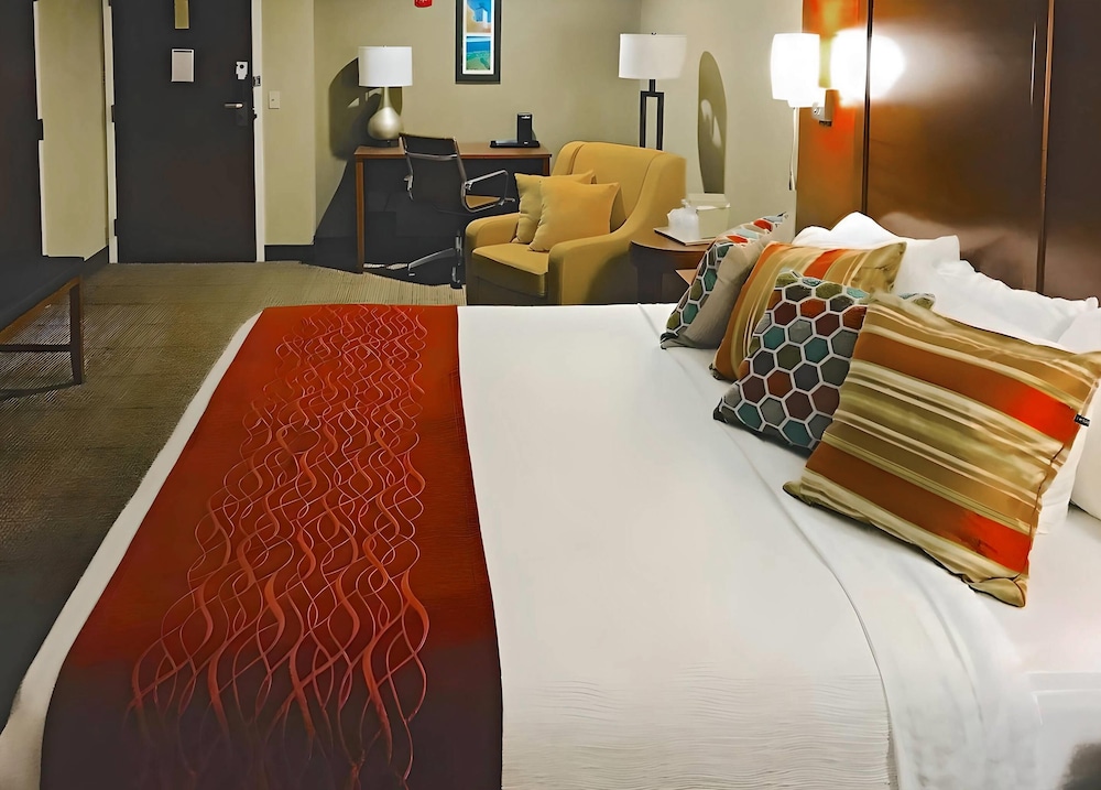 Comfort Inn Erie Near Presque Isle - photo 11