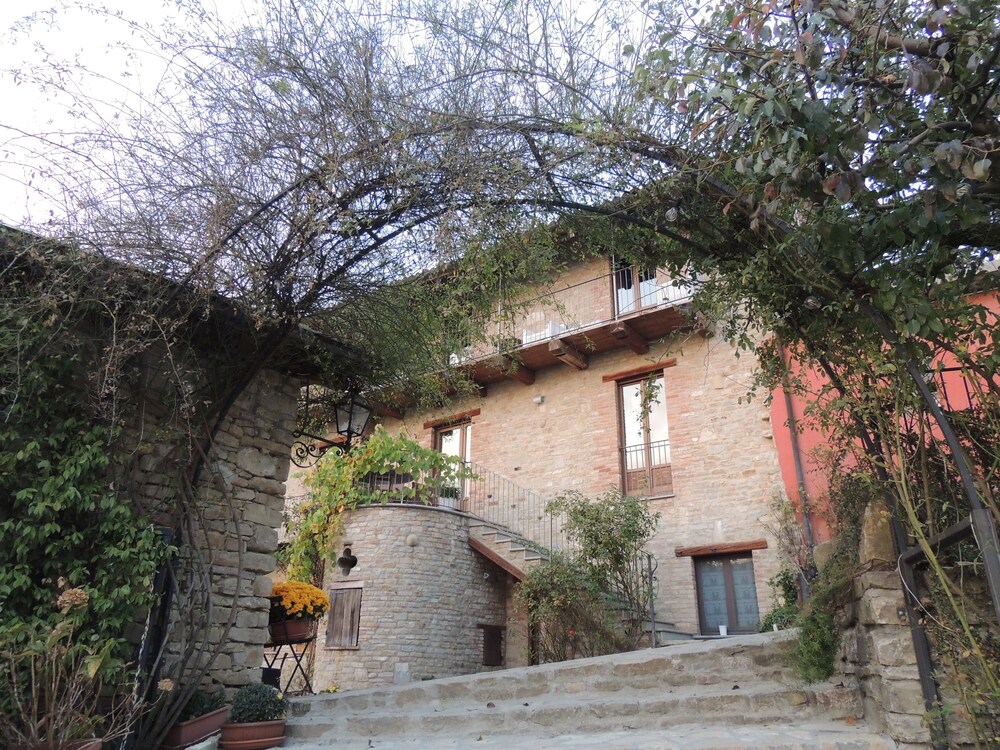 Da Fabiana Ristorante e Camere in Alta Langa — Bossolasco — photo 2