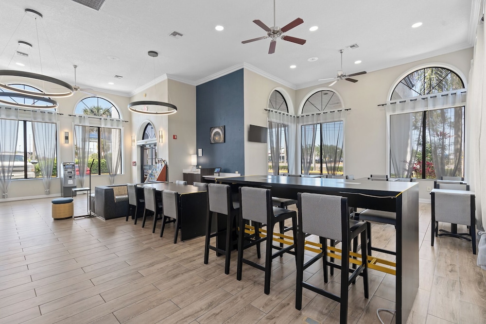 Baymont by Wyndham Orlando East - photo 38