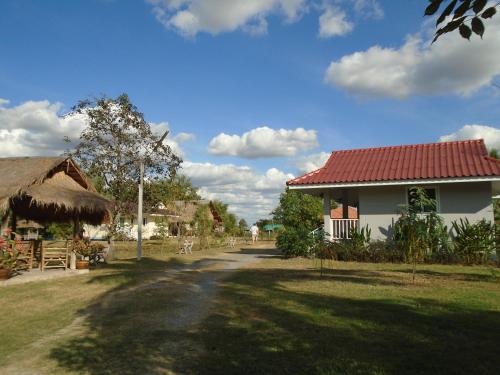 Chomna Resort - last minute hotel in Dan Chang