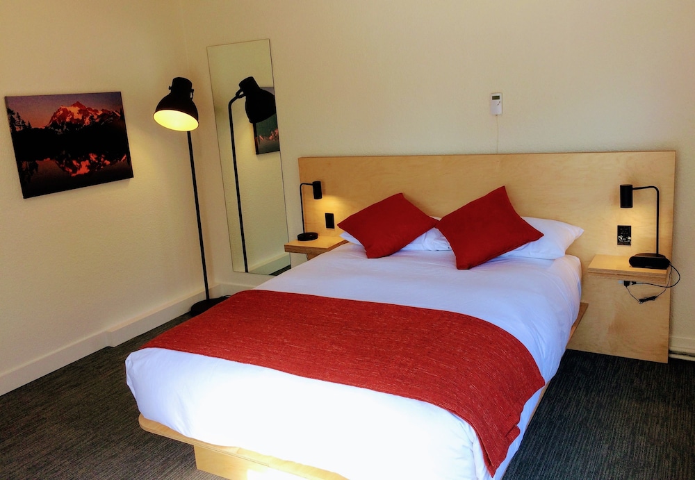 Heliotrope Hotel - photo 20