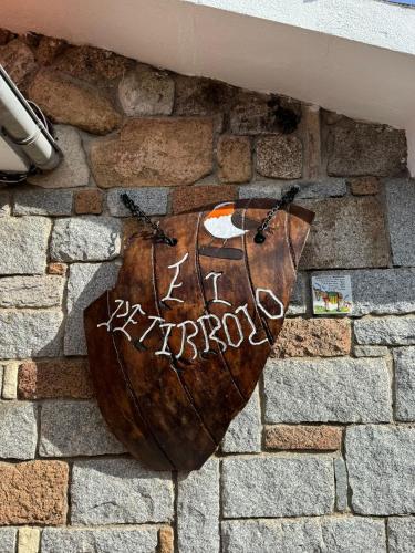 Alojamiento Rural El Petirrojo Con Patio Jardin — Cerceda