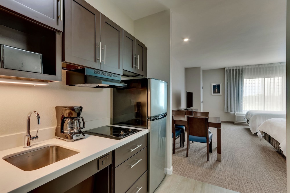 TownePlace Suites by Marriott Houston I 10 East - photo 12