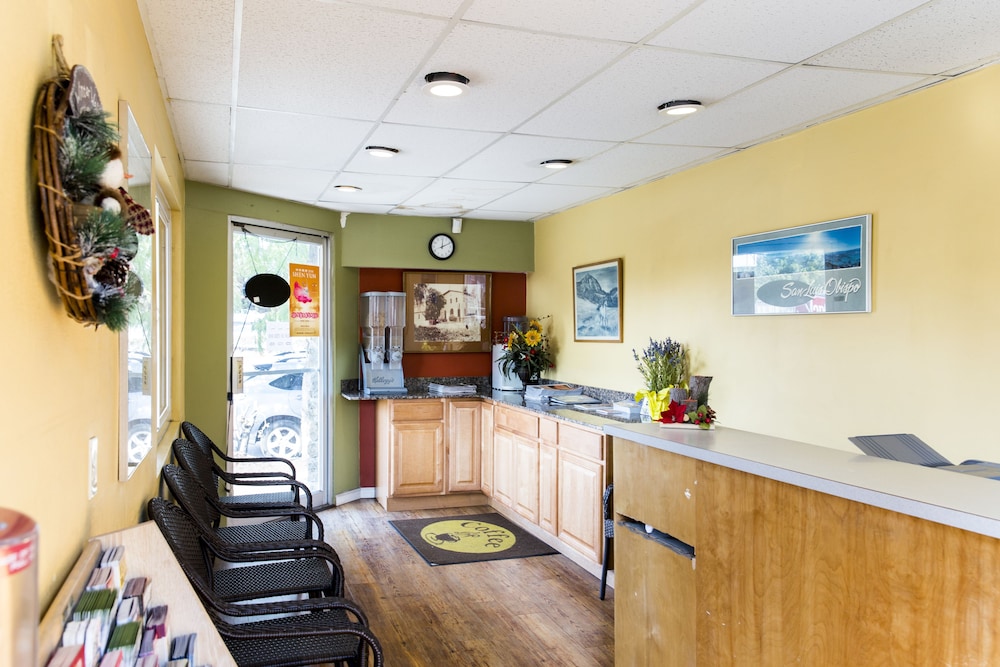 San Luis Inn And Suites - photo 3