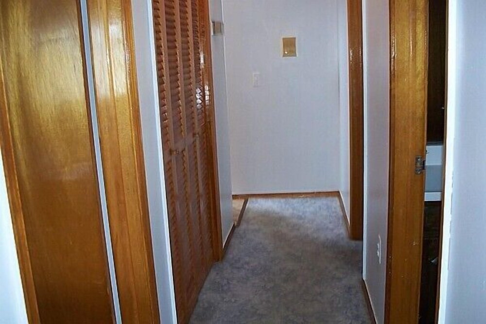 Aquarius Arms Motel - photo 20