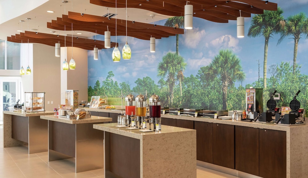 DoubleTree by Hilton Miami Doral FL - photo 21