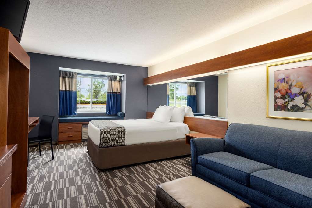 Microtel Inn & Suites by Wyndham Inver Grove Heights Minneap - photo 19