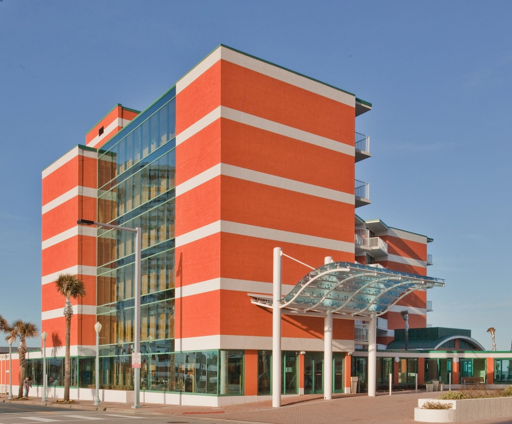 Holiday Inn & Suites Virginia Beach North Beach by IHG - photo 92