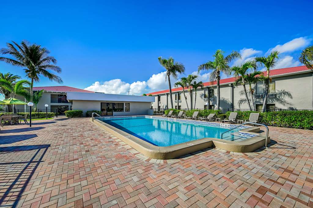 Quality Inn Fort Myers Cape Coral - photo 27