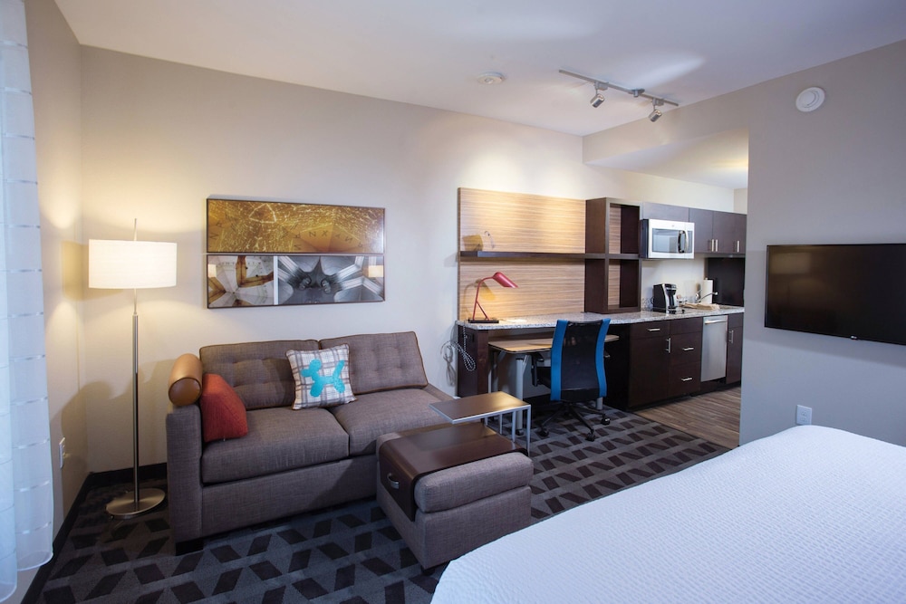 Towneplace Suites Southern Pines Aberdeen - photo 13