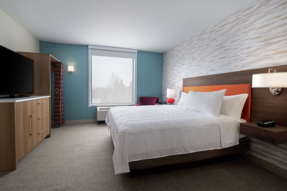 Home2 Suites by Hilton Des Moines at Drake University - photo 14