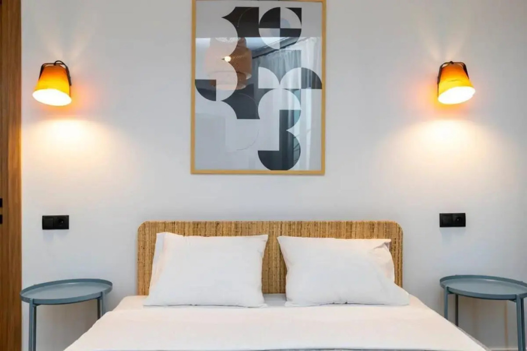 Stylish 2BR apt w huge terrace in Old Tbilisi