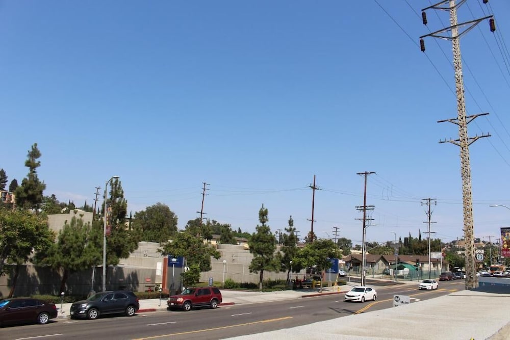 Erth Inn By Aga Los Angeles - photo 21