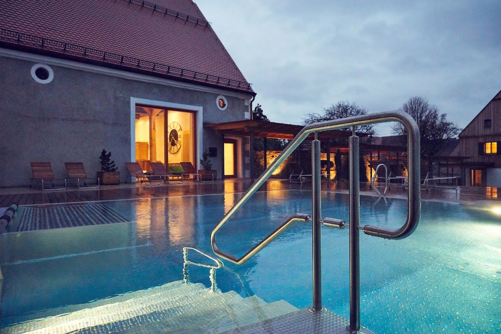 Romantik Hotel Zum Klosterbräu — hotel in Neuburg