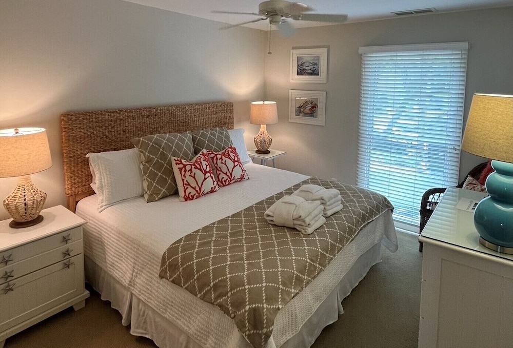 942 Cutter Court at The Sea Pines Resort - photo 2