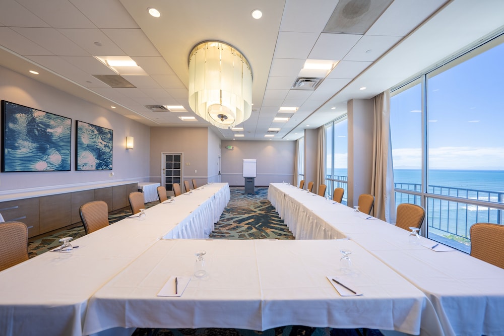 Crowne Plaza Ventura Beach by IHG - photo 103