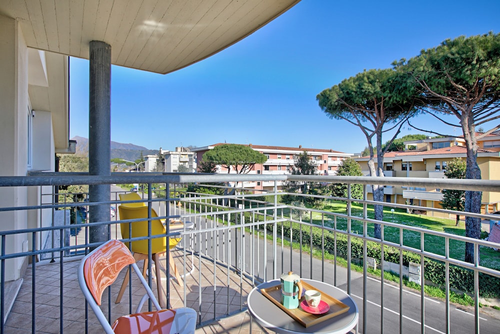 Tintoretto Apartments — 4-Star Luxury Hotel in Camaiore, Italy