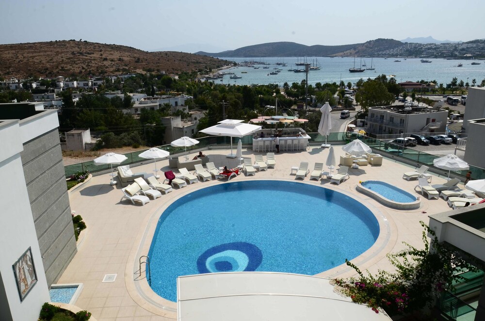 Royal Palm Residence — 4-Star Luxury Hotel in Bodrum, Turkey