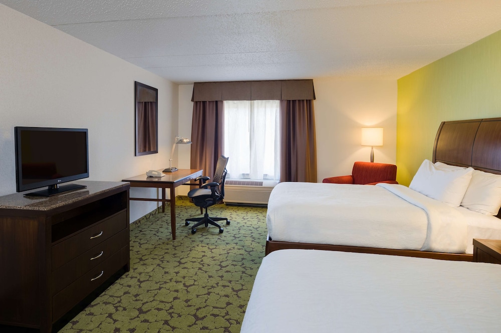 Hilton Garden Inn Edison Raritan Center - photo 8