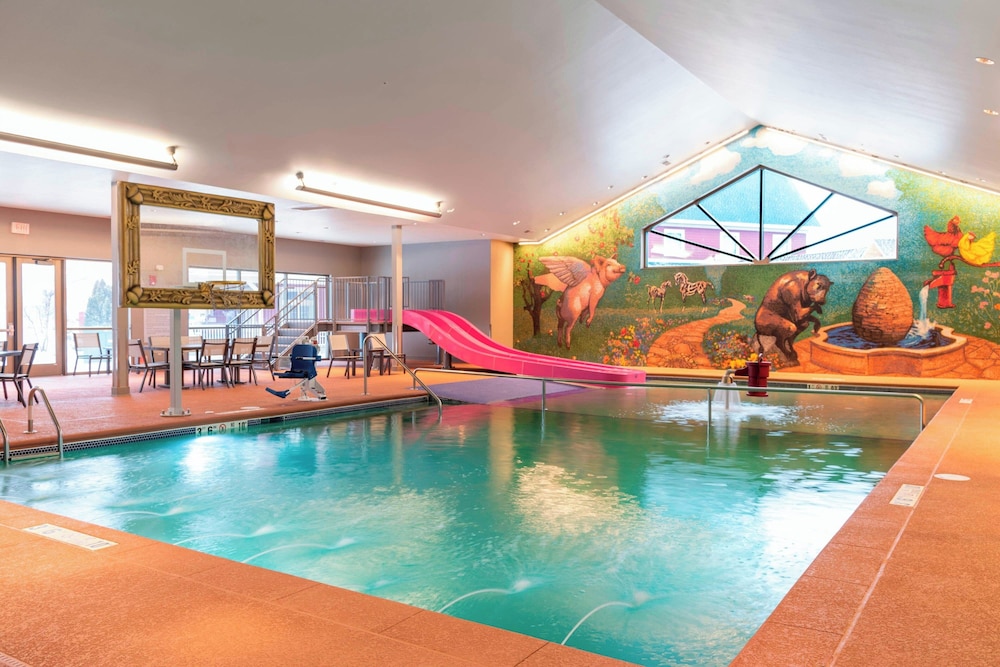 Fairfield Inn & Suites by Marriott Fair Oaks Farms - photo 45