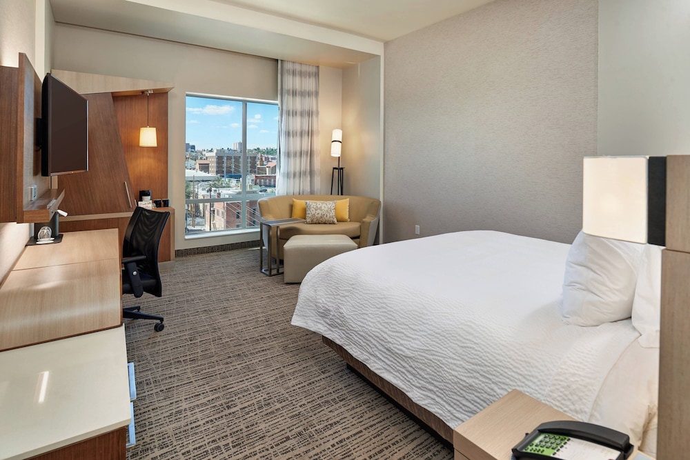 Courtyard by Marriott El Paso Downtown Convention Center - photo 14