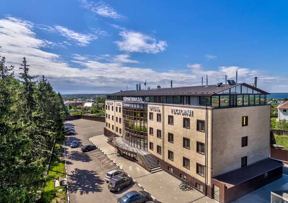 Victoria Plaza - carbon neutral hotel in Pereslavl'-Zalesskiy
