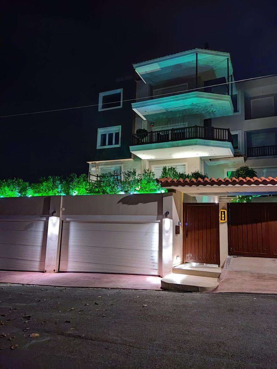Chalkida Hilltop Apartments — 4-Star Luxury Hotel in Chalkida, Greece