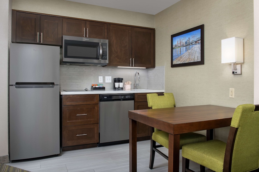 Homewood Suites by Hilton Hillsboro Beaverton - photo 11
