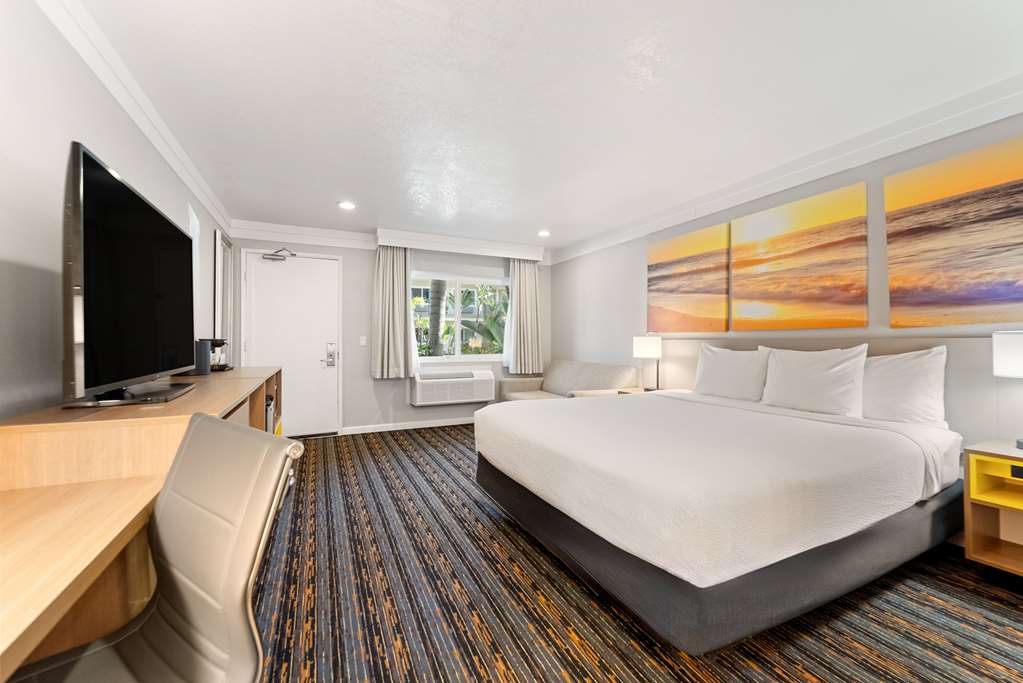 Days Inn by Wyndham San Diego Hotel Circle - photo 27