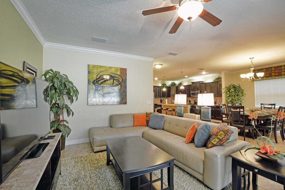 Luxurious 6BD Pool Home With Best Resort Amenities Two Master Suites and Big Pool Area #6pp917 — hotel in Kissimmee