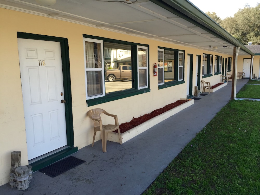 Withlacoochee Motel - photo 17