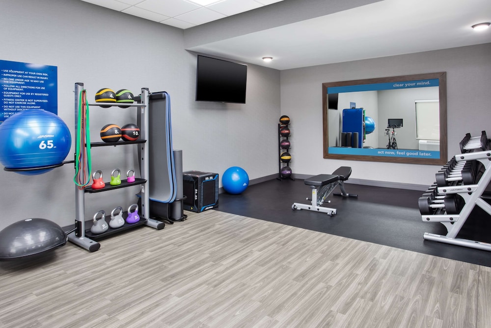 Hampton Inn & Suites Tampa East - photo 28
