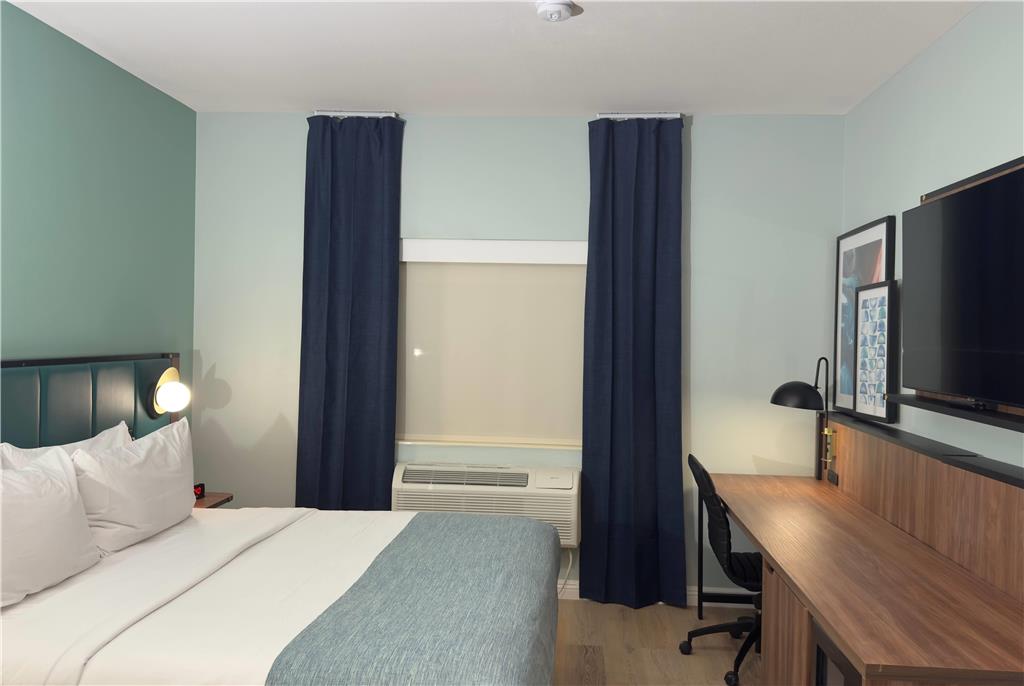 Wingate by Wyndham Farmington NM - photo 24