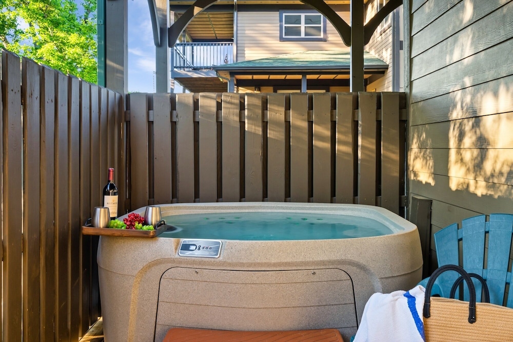 Hummingbird Hill Vista Pool HotTub View - photo 51