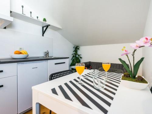 Apartment Marilyn Two Bedroom Apartment with Terrace and Partial Sea View