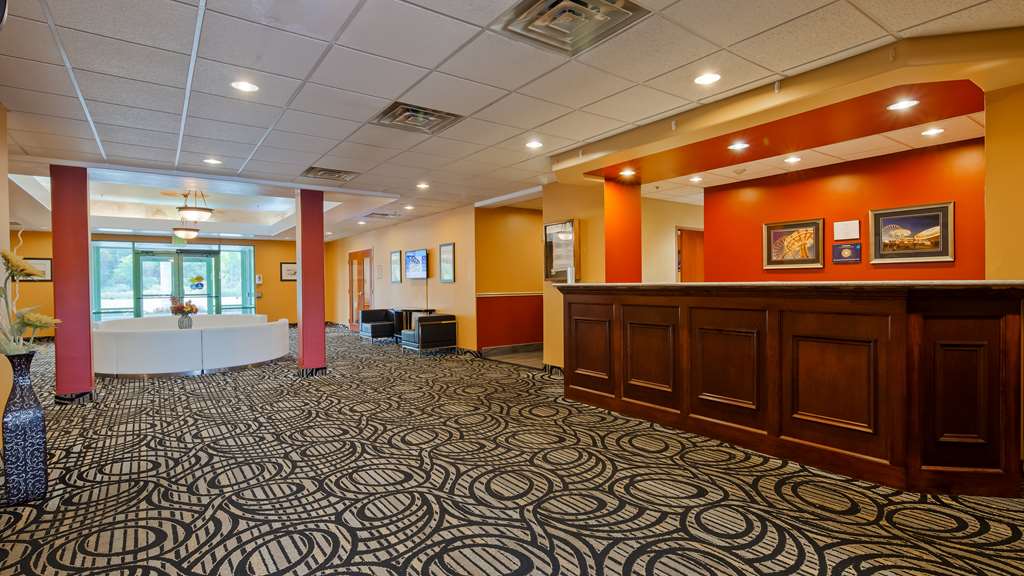 Best Western The Inn At The Fairgrounds - photo 13