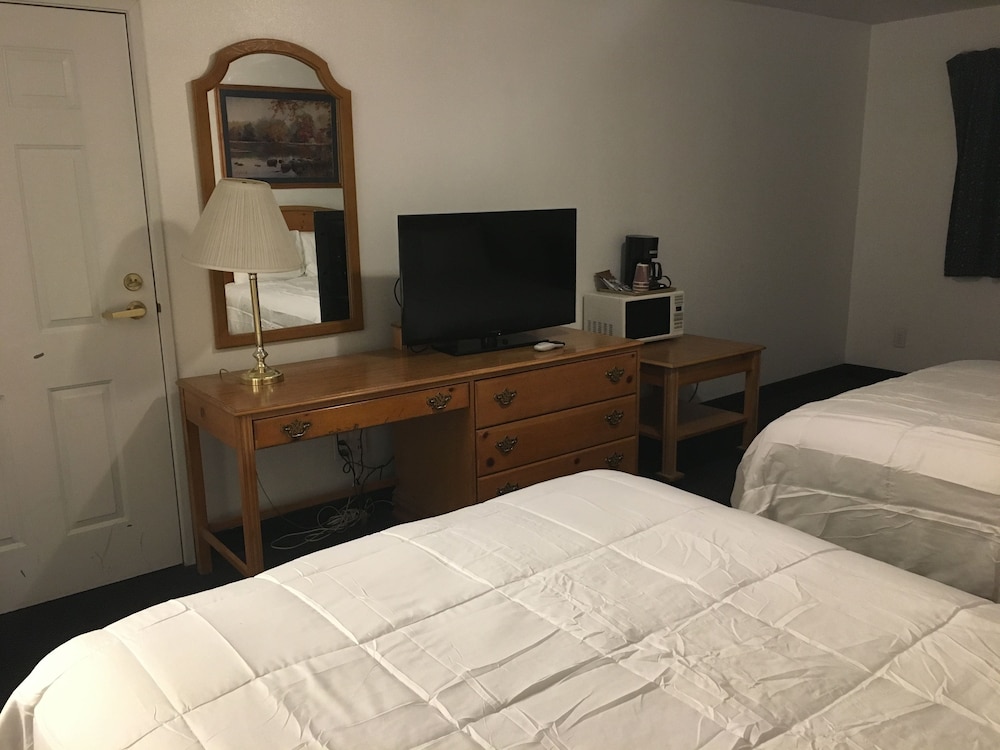 Quality Inn Carlin - photo 8