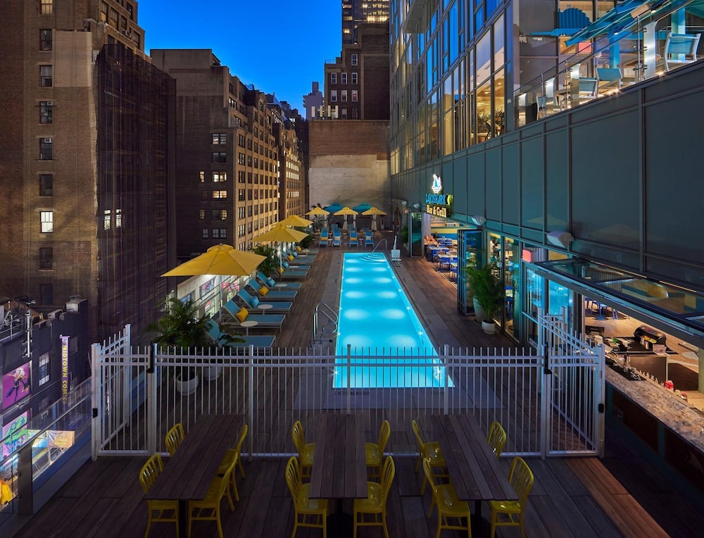 Margaritaville Resort Times Square - photo 37