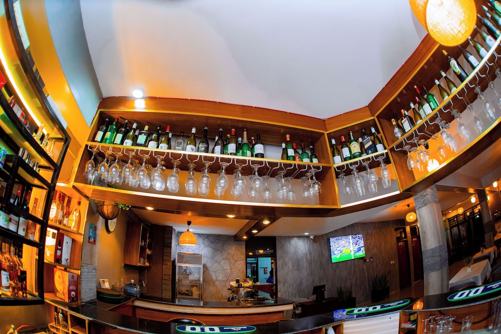 Shaste City Hotel — hotel in Musanze
